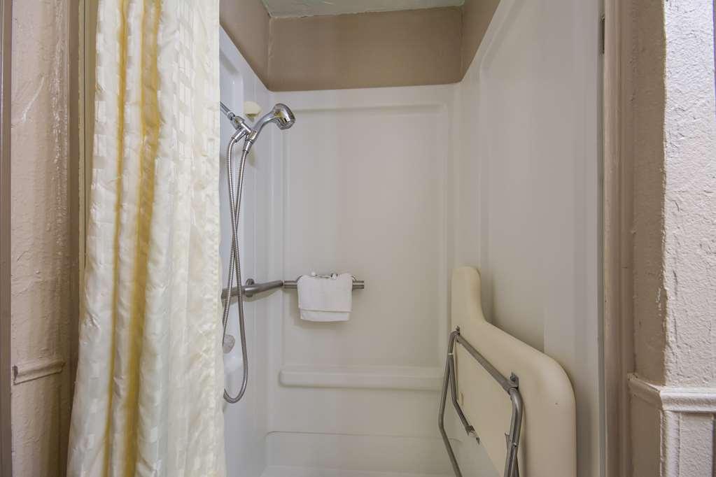 Americas Best Value Inn Woodward At 8Th St Quarto foto